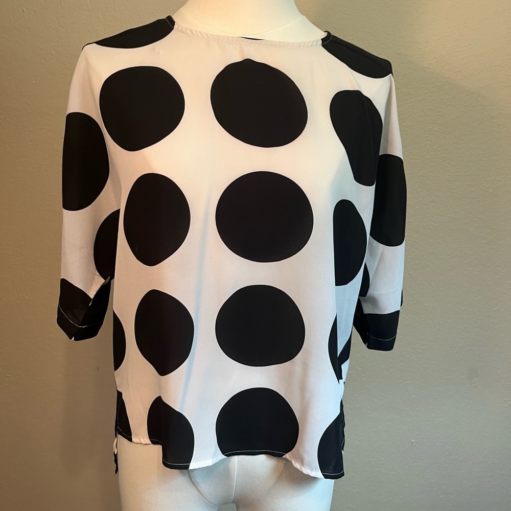 Vince Camuto Black and White Polka Dot Women's Top